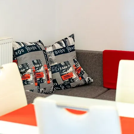 Apartman Lovely With Free Boat Perth & Swimmimg Pool Rab Town
