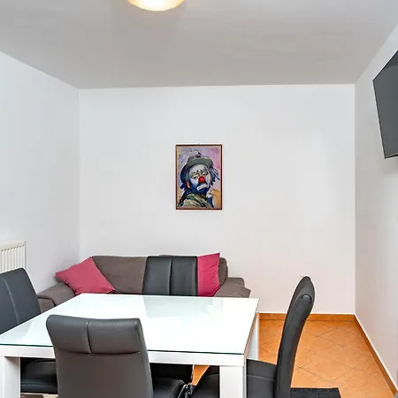 Apartman Lovely With Free Boat Perth & Swimmimg Pool *
