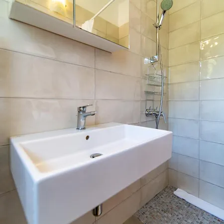 Apartman Lovely With Free Boat Perth & Swimmimg Pool *